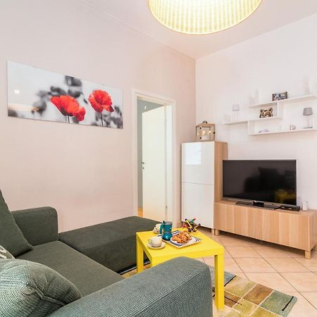 Cubo Apartment Пула Екстериор снимка