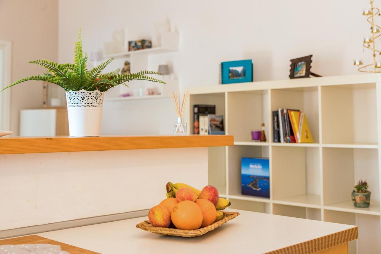 Cubo Apartment Пула Екстериор снимка